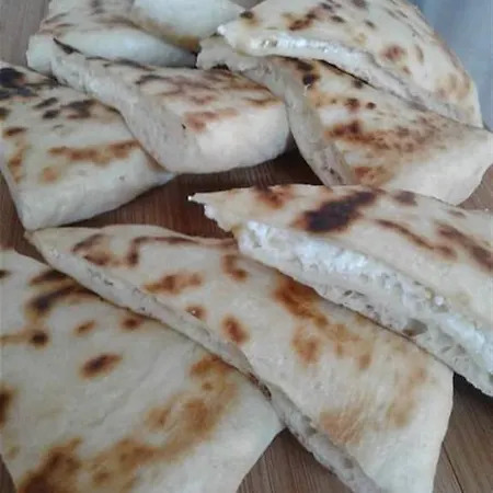 Golkoy Suites מלון