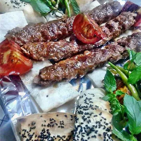 Golkoy Suites מלון *