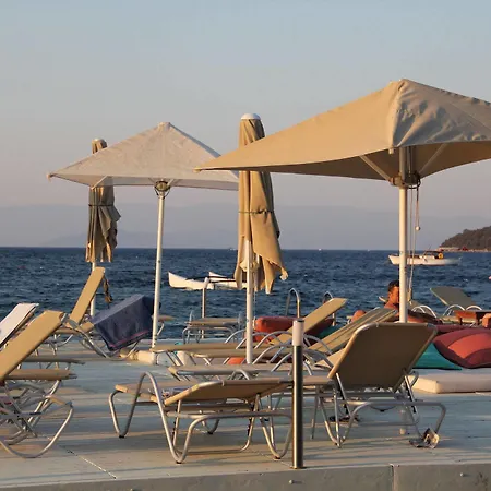 호텔 Golkoy Suites