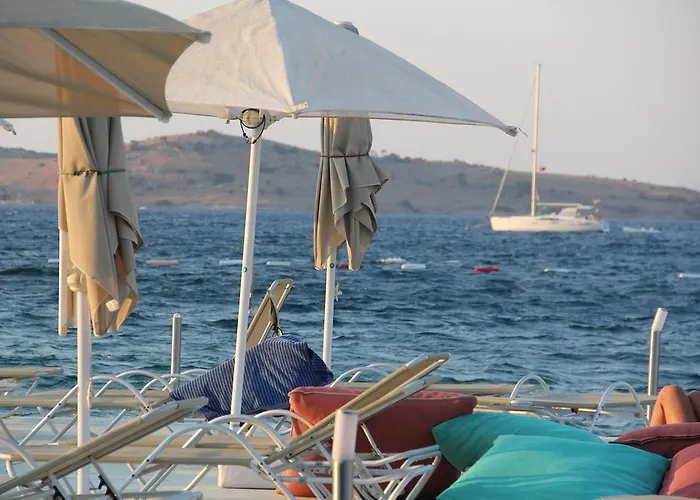 Golkoy Suites